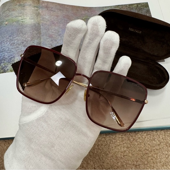 Tom Ford Heather Polarized Square Gold/Bordeaux/Brown Gradient Sunglasses TF739 - Picture 4 of 17